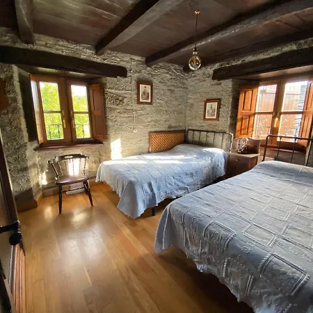 Сasa de vacaciones Acogedora casa rural El Descanso del Peregrino Santa Maria (Asturias)